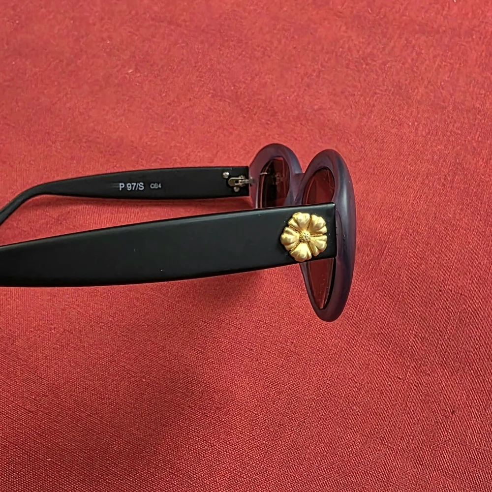 Vintage Laura Biagiotti Italy Sunglasses FRAMES Read Notes!